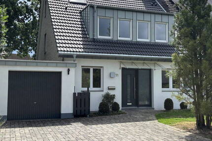 Gemütliches, kernsaniertes Haus mit schönem Garten in Kalkum, nah zur ISD