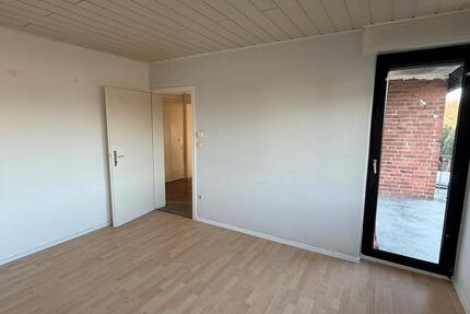 3-Zimmer-Wohnung mit Balkon, Garten & Keller in Kleinenbroich 3 zimmer