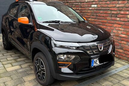 Dacia Spring 37.000 km 11.500 &euro; Neuss 41470