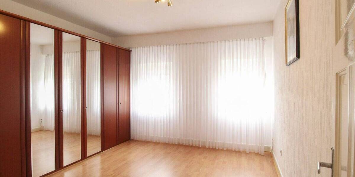 Reihenendhaus Willich Anrath - 5 Zimmer, 125 m&sup2;, 329.000&euro; | Angebot:26805908