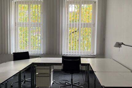Repräsentative Bürofläche mit Stuckdecken in Düsseldorf-Pempelfort - Gewerbeobjekt Düsseldorf Pempelfort | Angebot:26801901