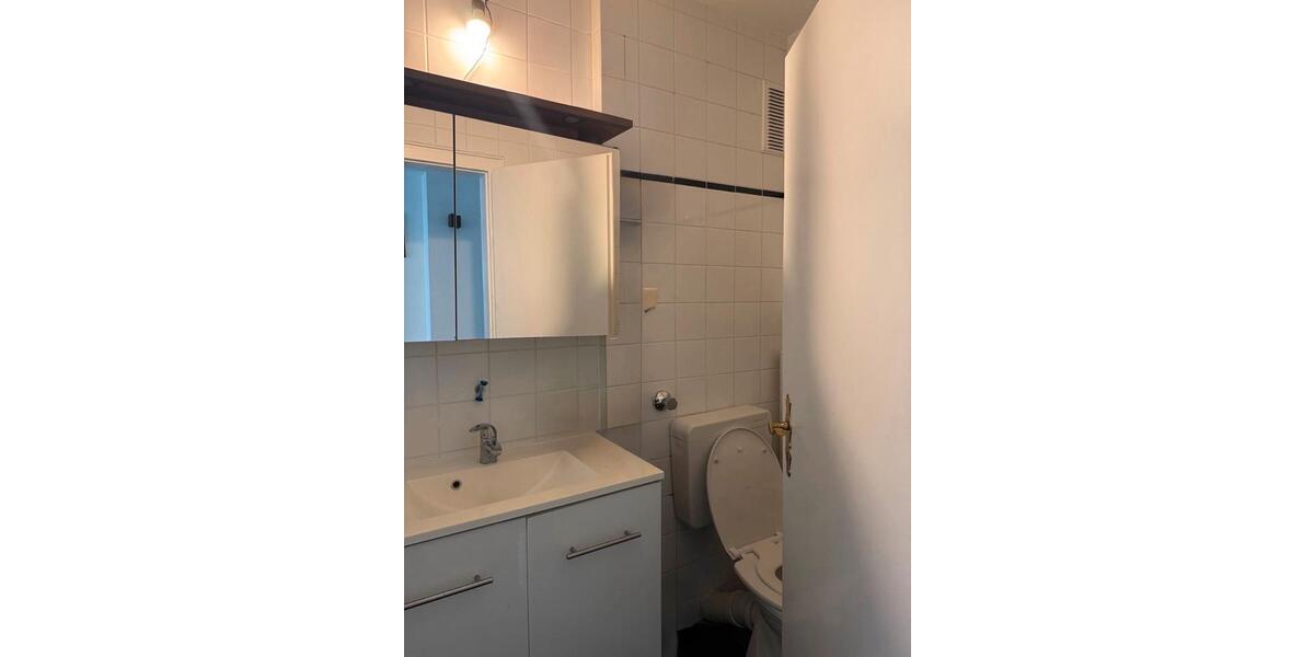 Etagenwohnung Krefeld Dießem - 3 Zimmer, 83 m&sup2;, 200.000&euro; | Angebot:26993466