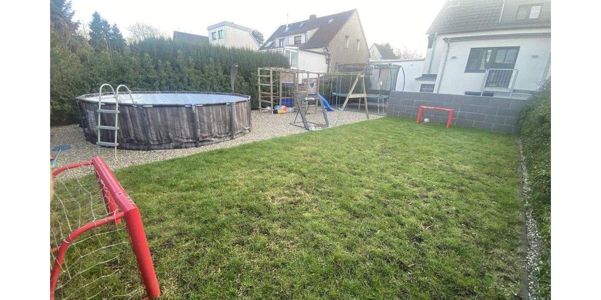 Doppelhaushälfte Duisburg Huckingen - 7 Zimmer, 120 m&sup2;, 599.000&euro; | Angebot:25087157