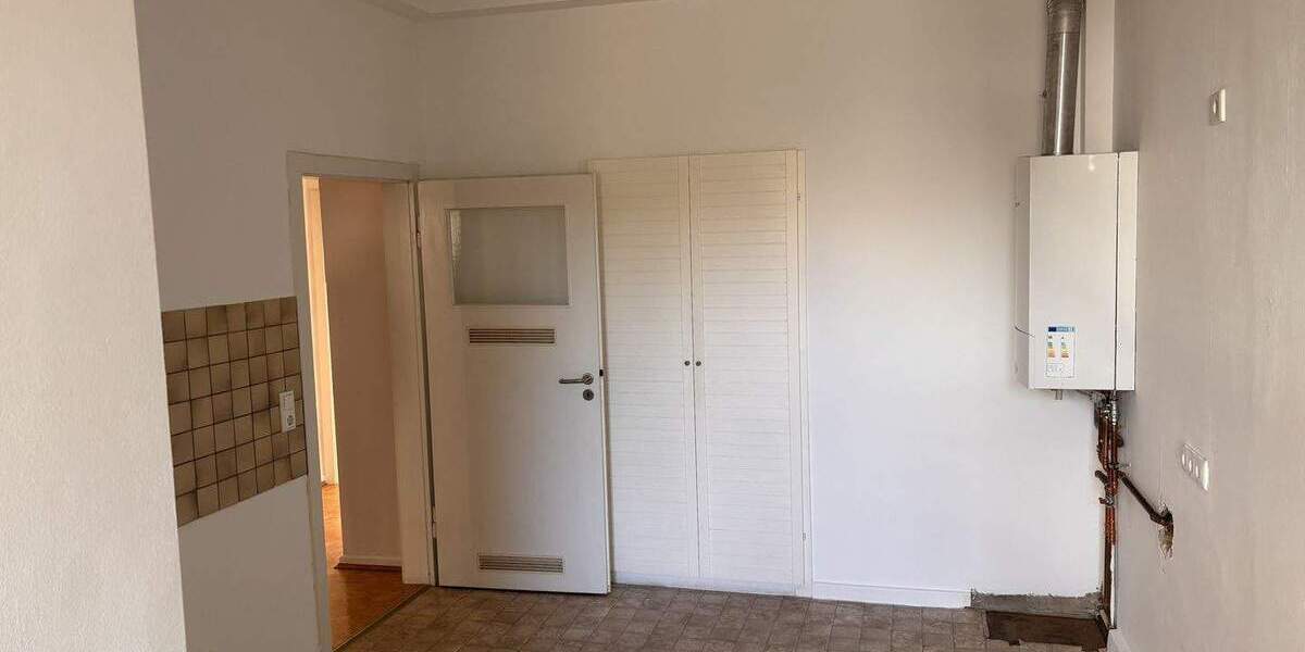 Etagenwohnung Mönchengladbach Stadtmitte - 3 Zimmer, 83 m&sup2;, 830&euro; | Angebot:25705951