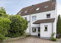 Stilvolles und modernes Einfamilienhaus in ruhiger Umgebung in Ratingen-Mitte