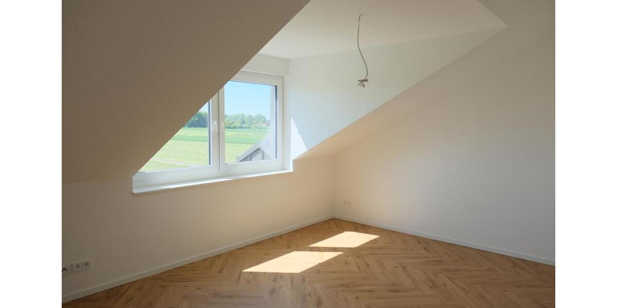 Reihenhaus Mönchengladbach West - 3 Zimmer, 130 m&sup2;, 1.700&euro; | Angebot:26429794