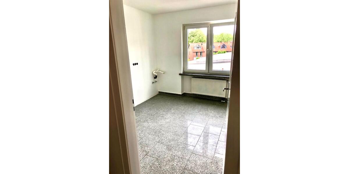 3-Zimmer Wohnung mit Balkon ab 01.02.2026 - renovierte Übergabe 3 zimmer