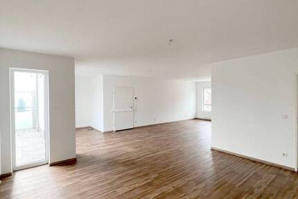 Wohnung Oberhausen Sterkrade-Mitte - 3 Zimmer, 106 m&sup2;, 1.100&euro; | Angebot:26502381