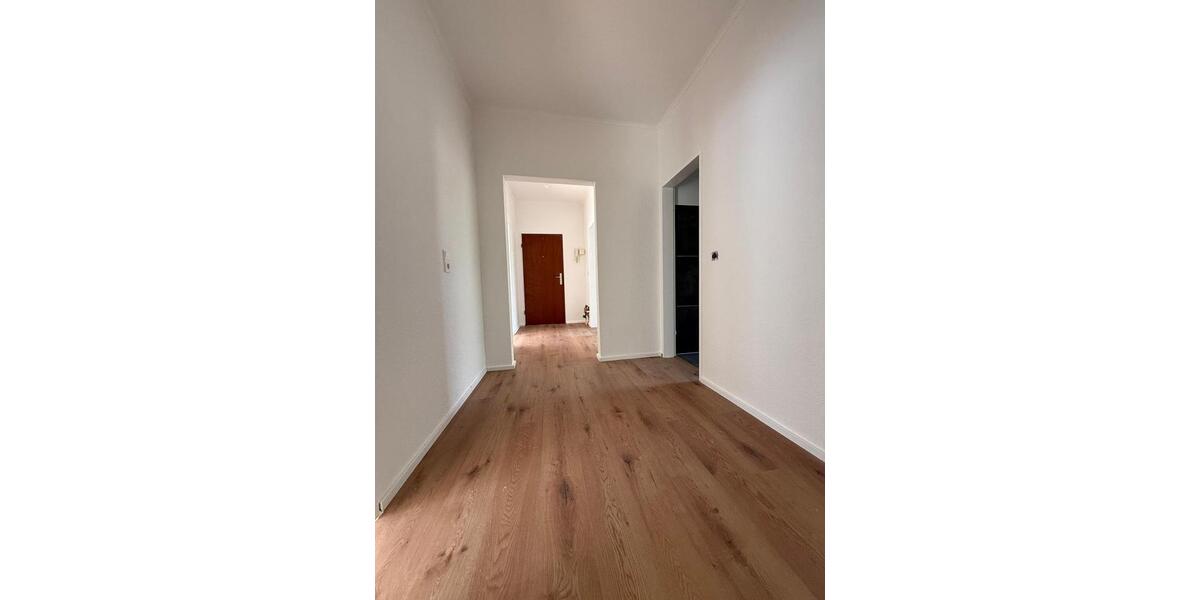 Etagenwohnung Düsseldorf Heerdt - 3 Zimmer, 80 m&sup2;, 1.400&euro; | Angebot:25647879