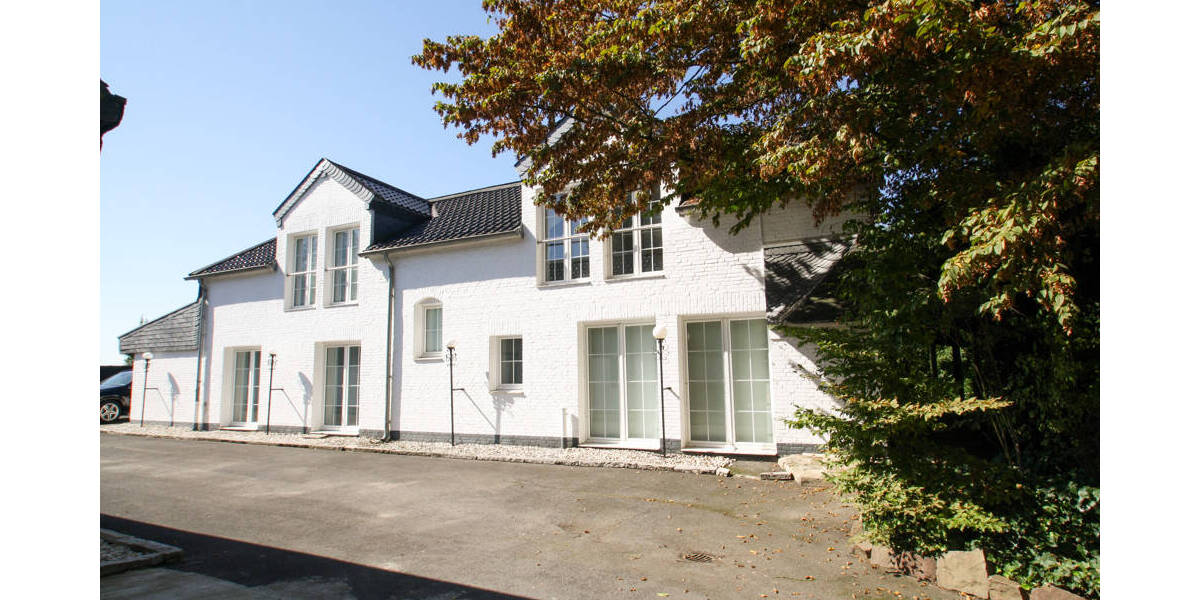Einfamilienhaus Willich - 7 Zimmer, 331 m&sup2;, 899.750&euro; | Angebot:26917002