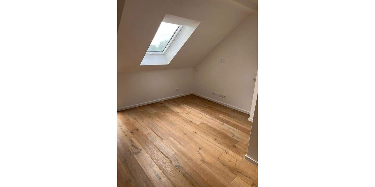 Investoren aufgepasst! Geräumige Doppelhaushälfte mit gehobener Innenausstattung in Meerbusch 6 zimmer