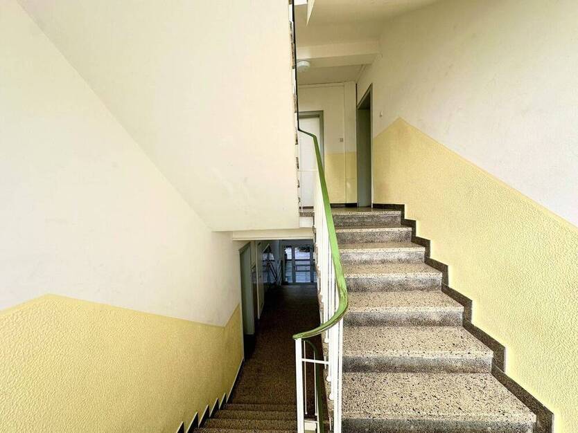 Neubauqualität: komplett revitalisierte 2,5-Zimmerwohnung im Herzen von Düsseldorf-Derendorf