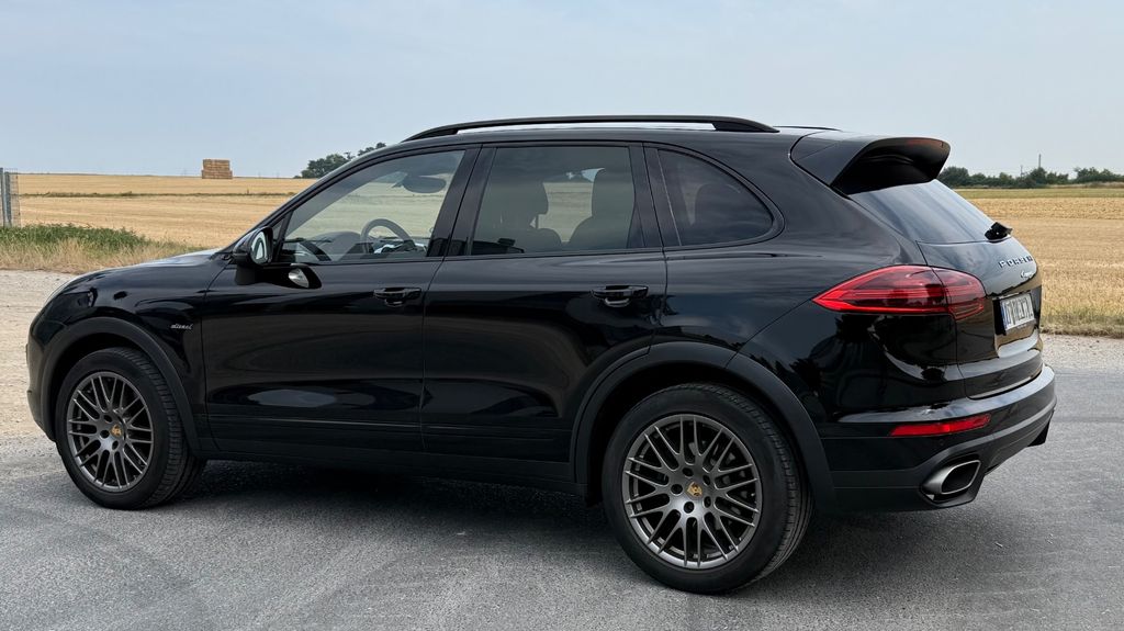 Porsche Cayenne 239.820 km 25.600 &euro; Rommerskirchen 41569