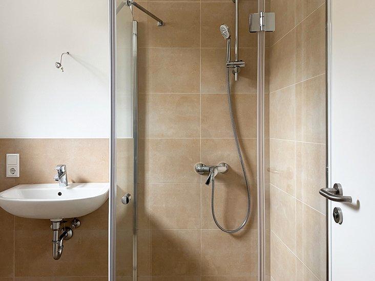 Reihenhaus Neuss - 4 Zimmer, 101 m&sup2;, 2.050&euro; | Angebot:26195894
