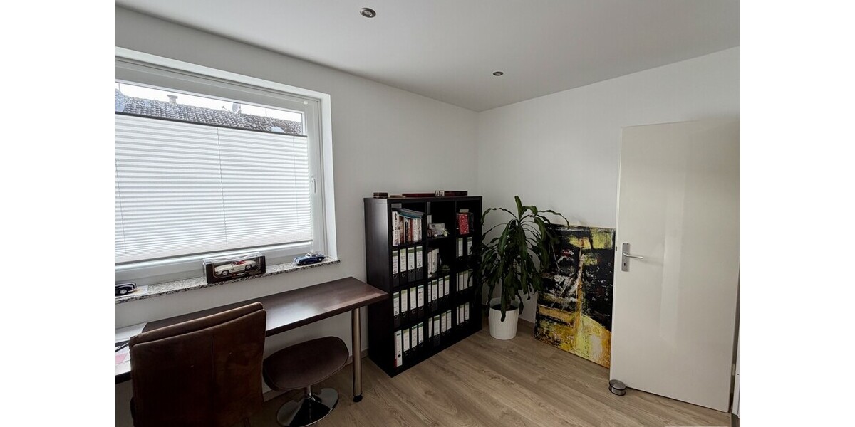 Gepflegte 3‑Zi‑Wohnung in Leverkusen‑Pattscheid – Wohnen zwischen Stadt und Natur - Etagenwohnung Bergisch Neukirchen Bergisch Neukirchen | Angebot:26235294