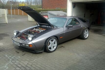 Porsche 928 290.635 km 25.900 € Oberhausen 46149