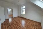 Dachgeschoßwohnung Duisburg Mittelmeiderich - 3 Zimmer, 95 m&sup2;, 700&euro; | Angebot:26462850