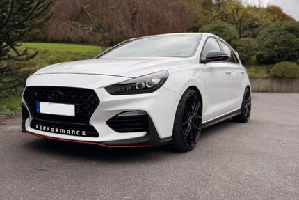 Hyundai i30 42.000 km 22.999 € Solingen 42697