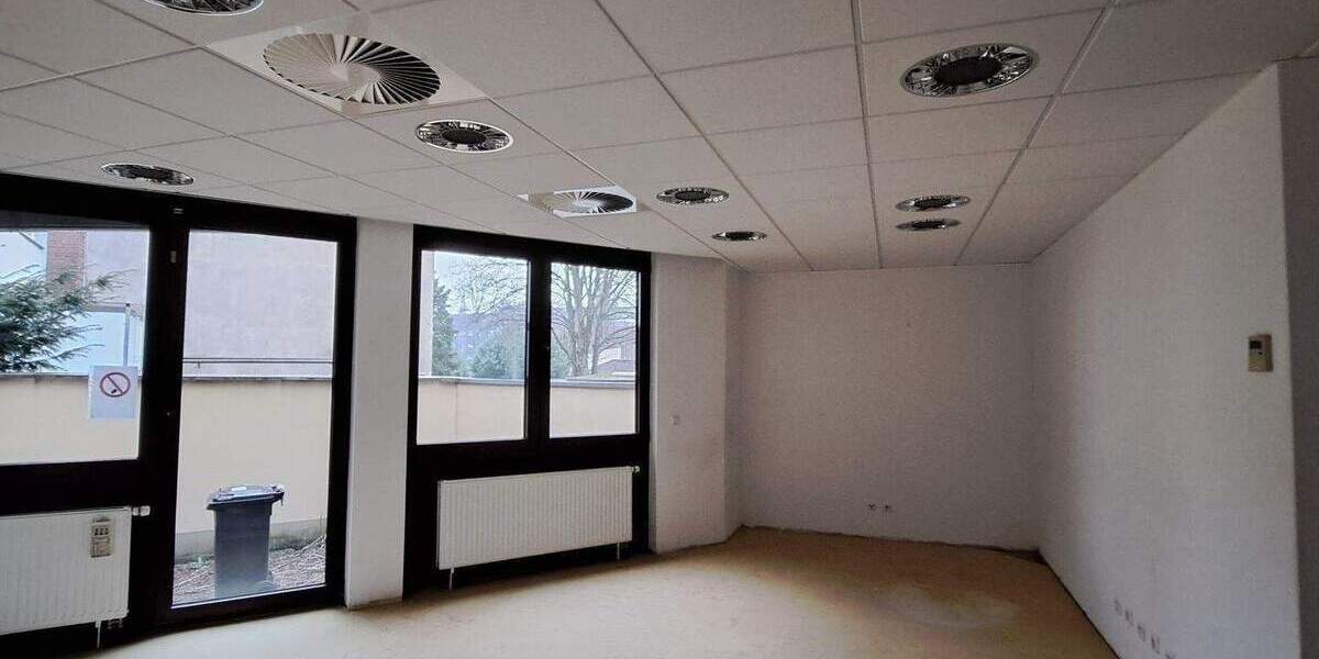 Praxis in guter Lage mit 2 Eingängen sucht solvente Mieter ! 6 zimmer