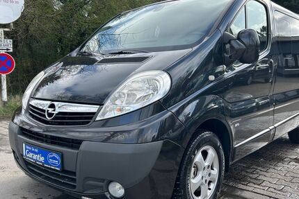Opel Vivaro 270.000 km 8.990 &euro; Moers 47447