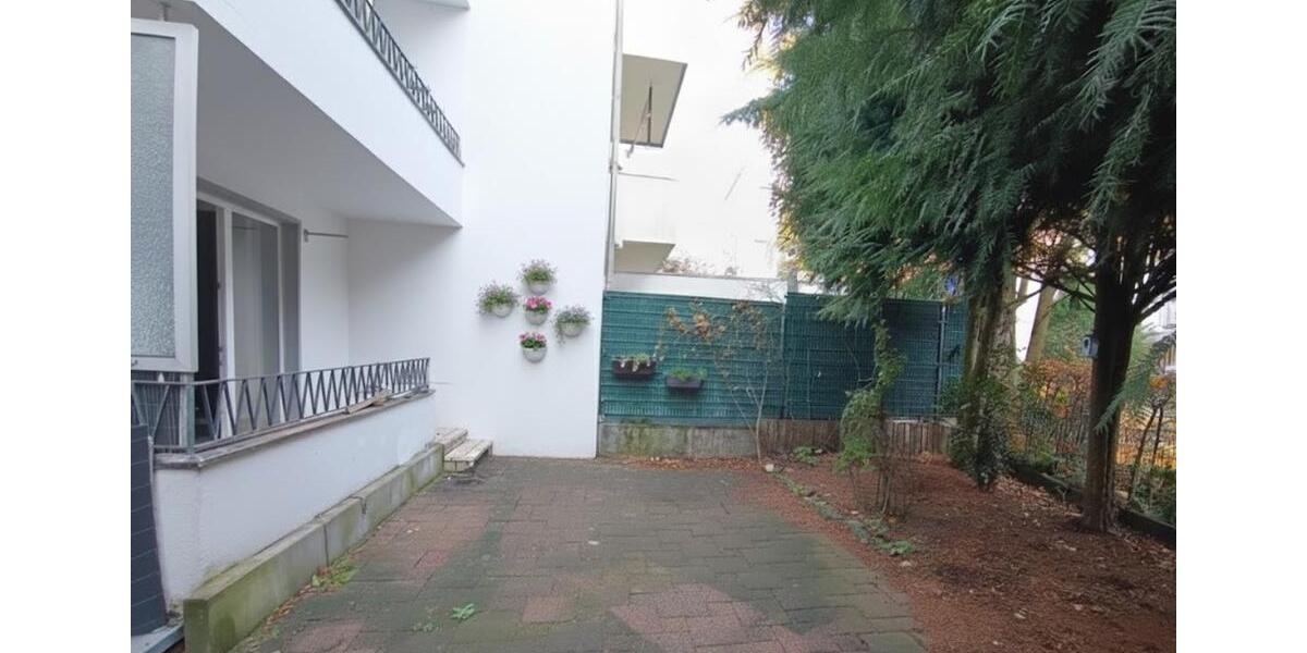 Altersgerechte EG Wohnung, eigene Garten Neuss City zu verkaufen 4 zimmer