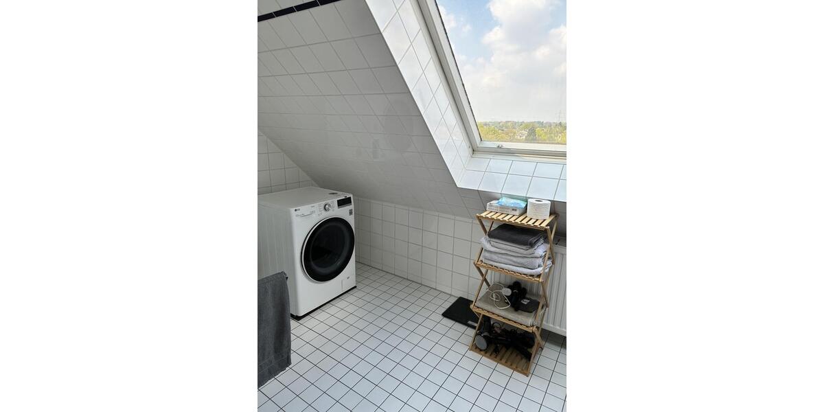 Etagenwohnung Meerbusch - 2.5 Zimmer, 69 m&sup2;, 745&euro; | Angebot:26227974