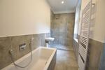 Etagenwohnung Düsseldorf Heerdt - 2 Zimmer, 75 m&sup2;, 1.250&euro; | Angebot:22619460