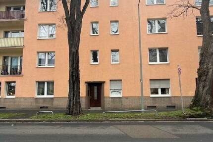 Haus zum Kaufen in Krefeld-DießemLehmheide 1.250.000 € 756 m² 27 zimmer