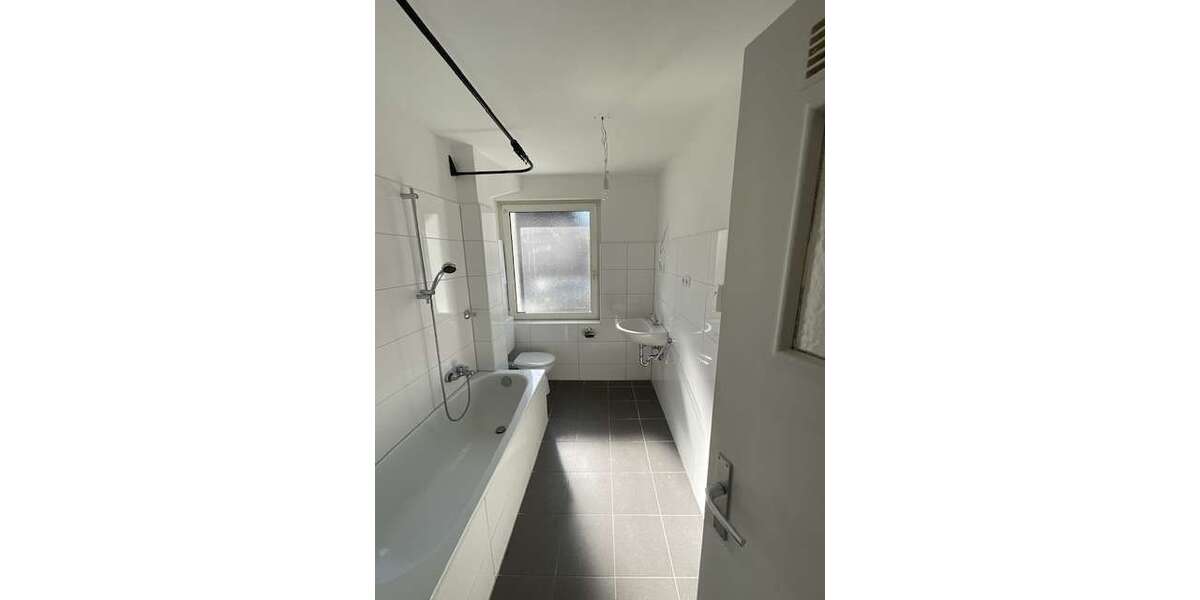 Etagenwohnung Wuppertal Vohwinkel - 2 Zimmer, 50 m&sup2;, 479&euro; | Angebot:26551464