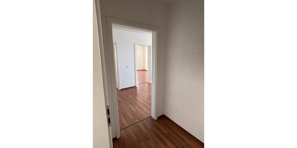Etagenwohnung Düsseldorf Stadtbezirk 8 - 2.5 Zimmer, 64 m&sup2;, 742&euro; | Angebot:26389098