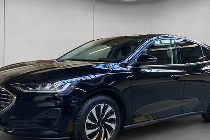 Ford Focus 1.500 km 28.950 &euro; Düsseldorf 40233