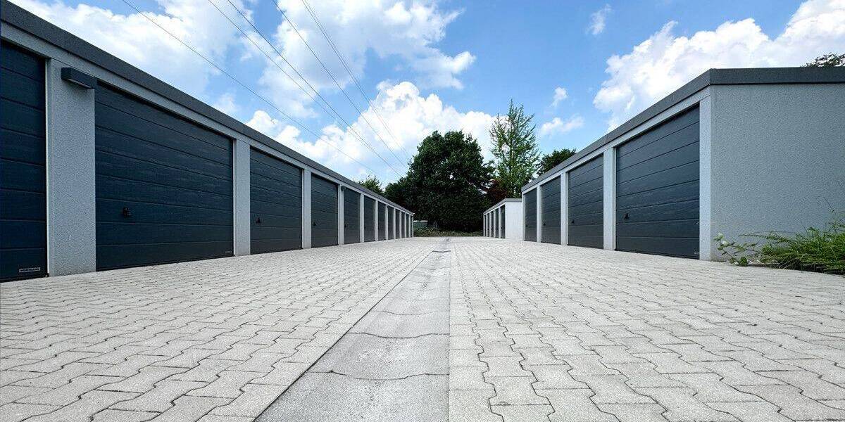 Garagen / Stellplätze Düsseldorf Holthausen - 179&euro; | Angebot:26874888