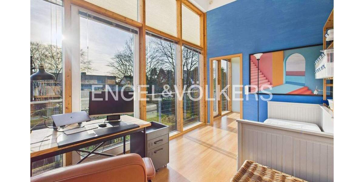 Zwei Häuser mit Möglichkeiten für unterschiedliche Lebensstile in familienfreundlicher Lage 9 zimmer