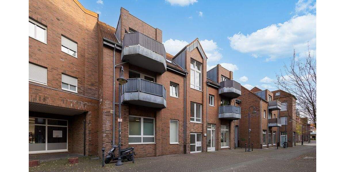 Großzügiges Dachgeschoss-Refugium: 4-Zimmer-Wohnung in zentraler Lage von Korschenbroich 4 zimmer