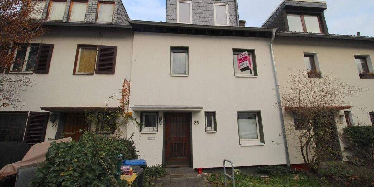 Reihenmittelhaus Düsseldorf Stockum - 4 Zimmer, 105 m&sup2;, 800.000&euro; | Angebot:25244636