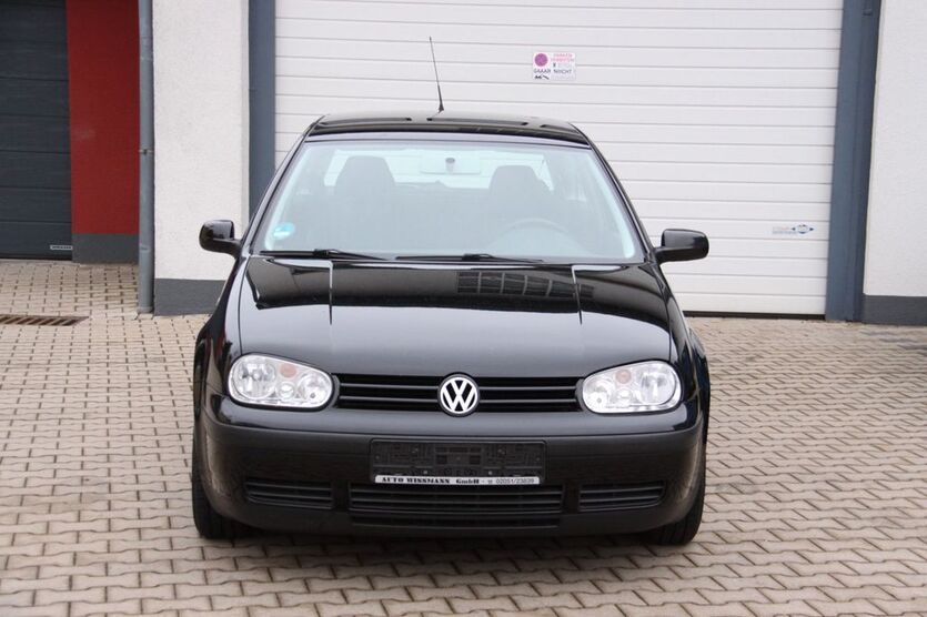 VW Golf 156.000 km 2.999 € Velbert 42549