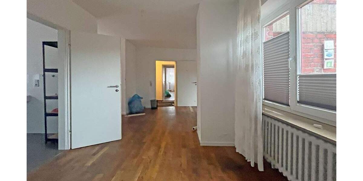Mehrfamilienhaus, Wohnhaus Düsseldorf Garath - 5 Zimmer, 250 m&sup2;, 499.000&euro; | Angebot:24558020