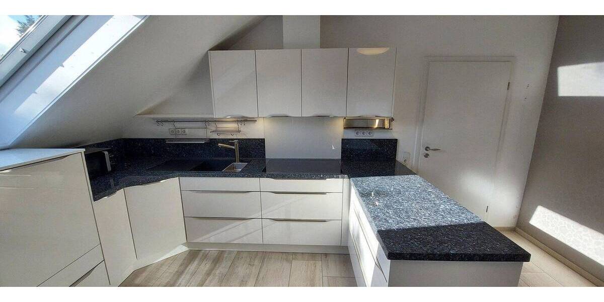 Etagenwohnung Ratingen Zentrum - 2 Zimmer, 117 m&sup2;, 1.390&euro; | Angebot:26818922