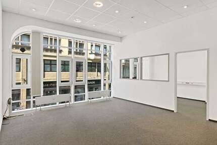 Büro in Halle 1.000 € 188 m²
