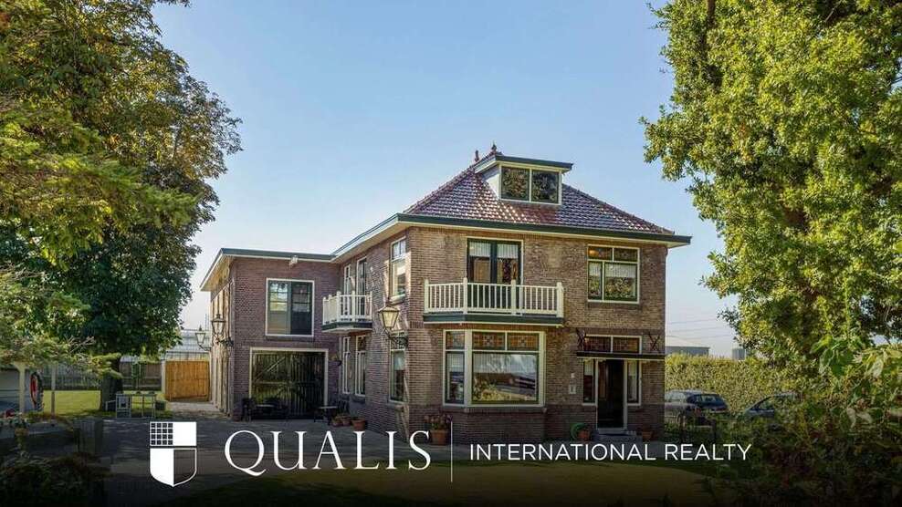 Haus zum Kaufen in Nieuwe Wetering 1.174.000 € 252 m²