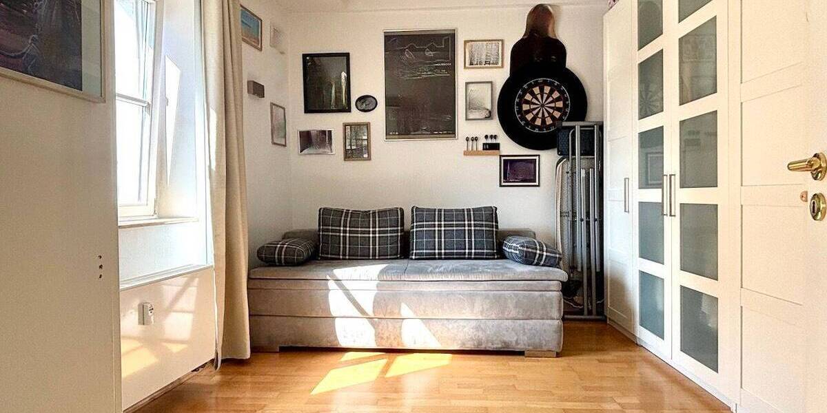 Repräsentatives Wohn- und Geschäftshaus aus der Gründerzeit in Krefeld-Uerdingen 1 zimmer