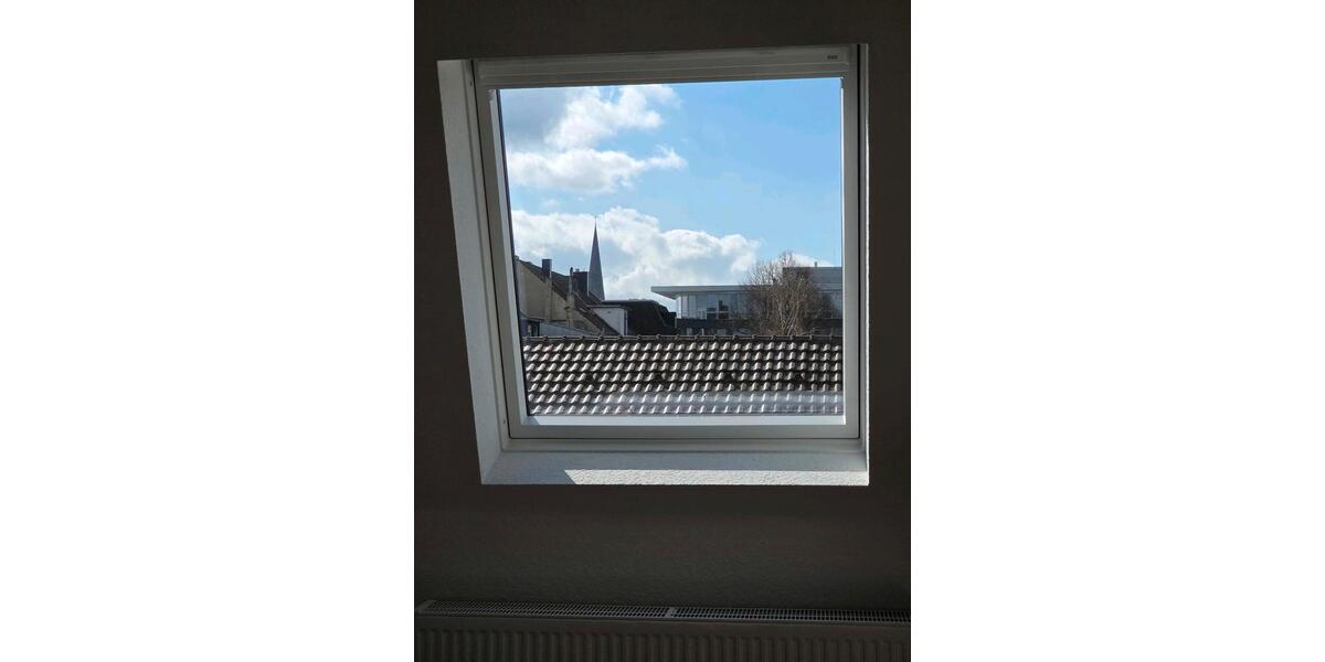Dachgeschoßwohnung Mönchengladbach - 3 Zimmer, 92 m&sup2;, 1.176&euro; | Angebot:25646320