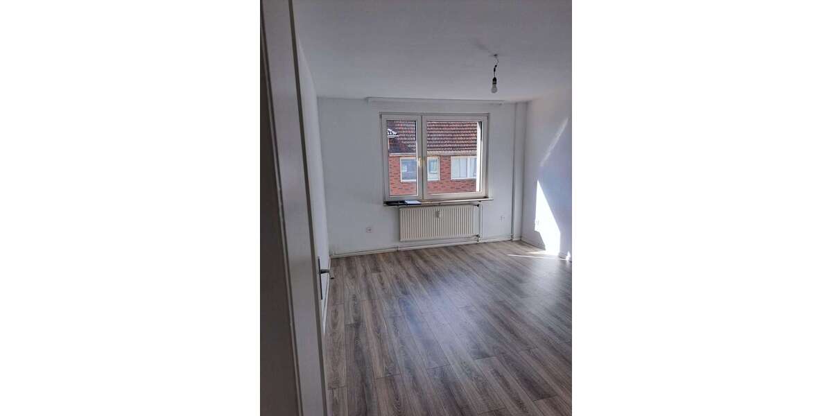 Etagenwohnung Duisburg - 2 Zimmer, 56 m&sup2;, 495&euro; | Angebot:27327072