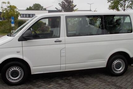 VW T5 Transporter 267.000 km 7.900 &euro; Düsseldorf 40233