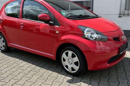 Toyota Aygo 114.379 km 2.950 € Langenfeld 40764