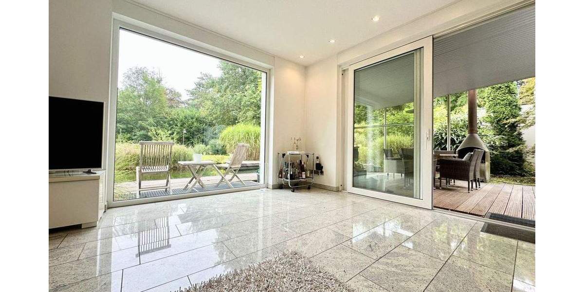 Mehrfamilienhaus, Wohnhaus Düsseldorf Garath - 1 Zimmer, 350 m&sup2;, 1.690.000&euro; | Angebot:24873714