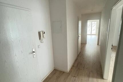 Wohnung Düsseldorf Lörick - 2 Zimmer, 62 m&sup2;, 1.365&euro; | Angebot:25416083