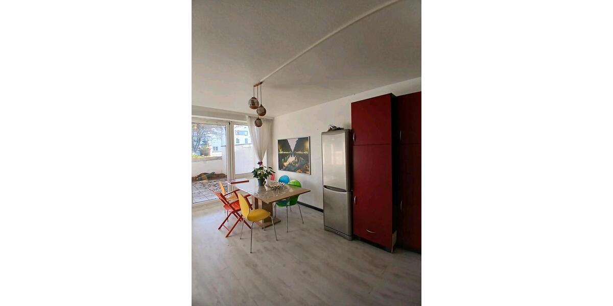 Etagenwohnung Düsseldorf Flingern Süd - 5 Zimmer, 130 m&sup2;, 650&euro; | Angebot:24515667