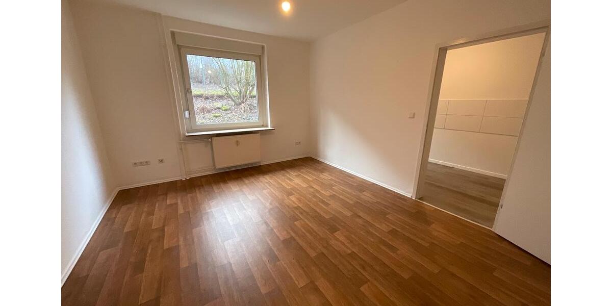 Erdgeschoßwohnung Remscheid - 3 Zimmer, 66 m&sup2;, 464&euro; | Angebot:25437501