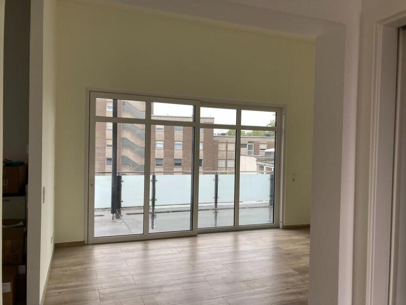 Moderne Penthouse Wohnung mit parkähnlichem Garten über 10.000qm